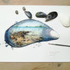 Akvarelmaleri af en blåmusling som passer smukt ind som kunst til sommerhuset og på badeværrelset